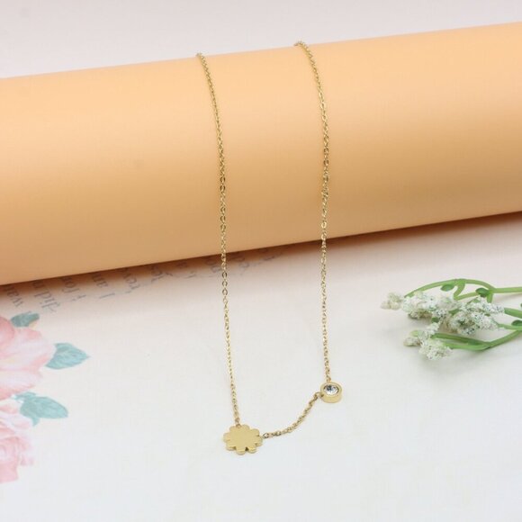 Elegant Yellow Gold Flower Charm Necklace, XPNL0360 - Picture 8 of 12